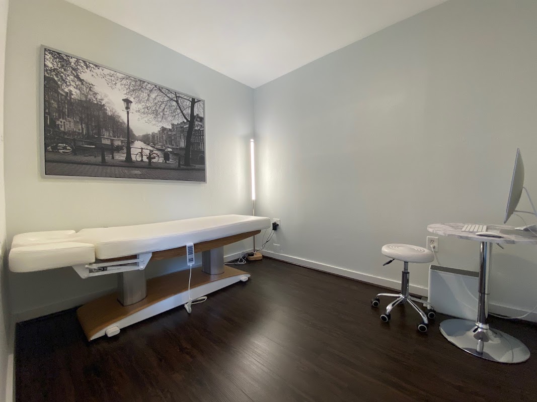 BalanceMD exam room — comprehensive thyroid evaluation